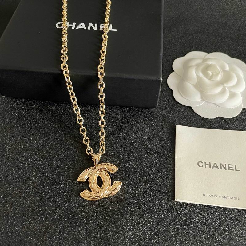 Chanel Necklace 07yxs51
